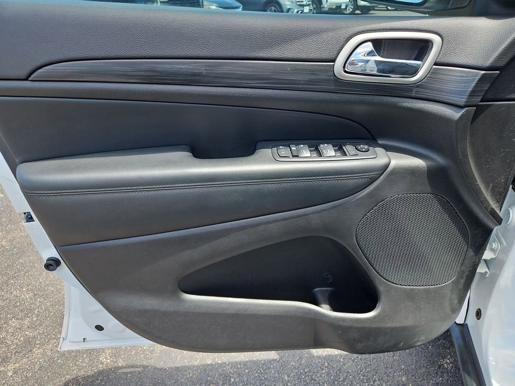 2021 Jeep Grand Cherokee Laredo X 4x2