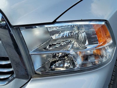 2018 RAM 1500 Big Horn Crew Cab 4x4 5'7" Box