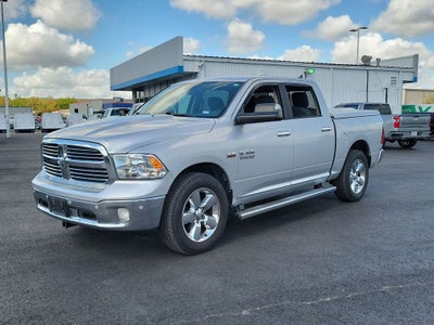 2018 RAM 1500 Big Horn Crew Cab 4x4 5'7" Box