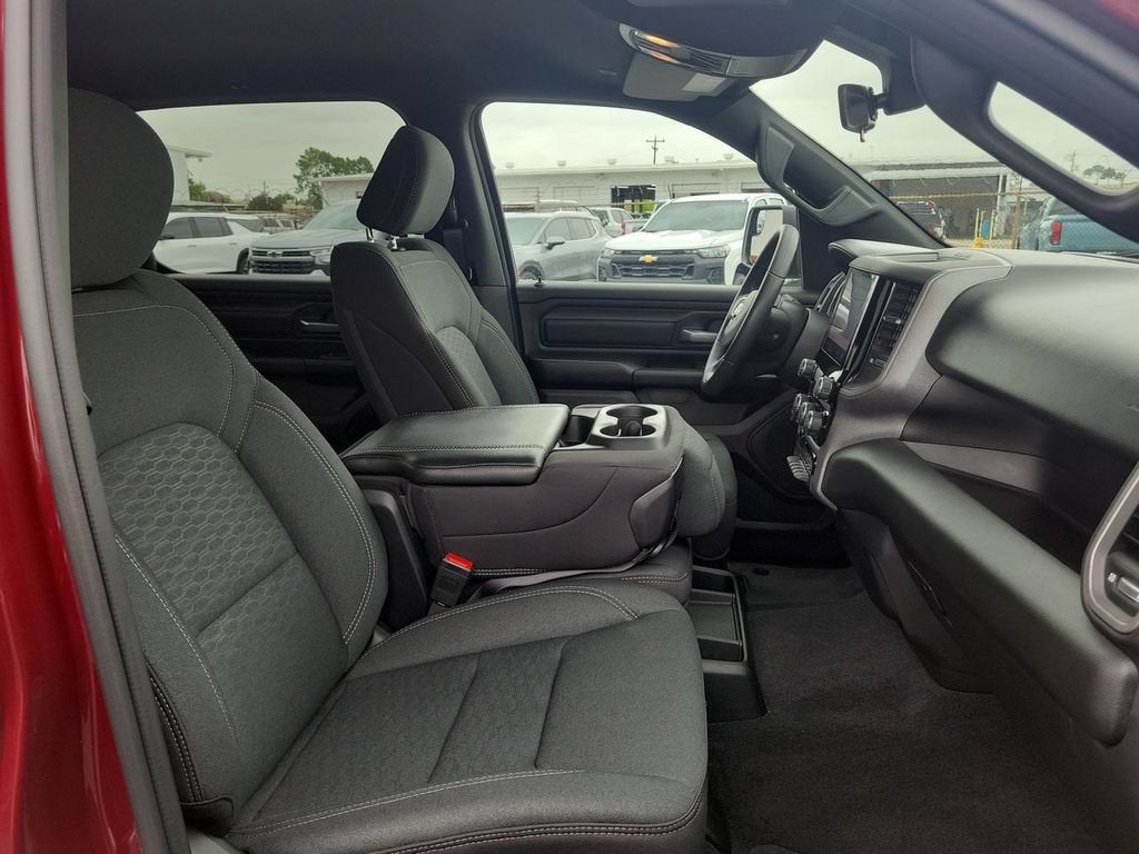 2025 RAM 1500 Tradesman Crew Cab 4x2 5'7" Box