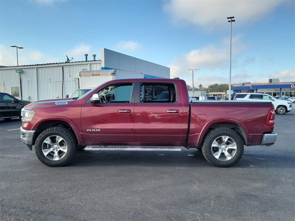 2022 RAM 1500 Laramie Crew Cab 4x4 5'7" Box