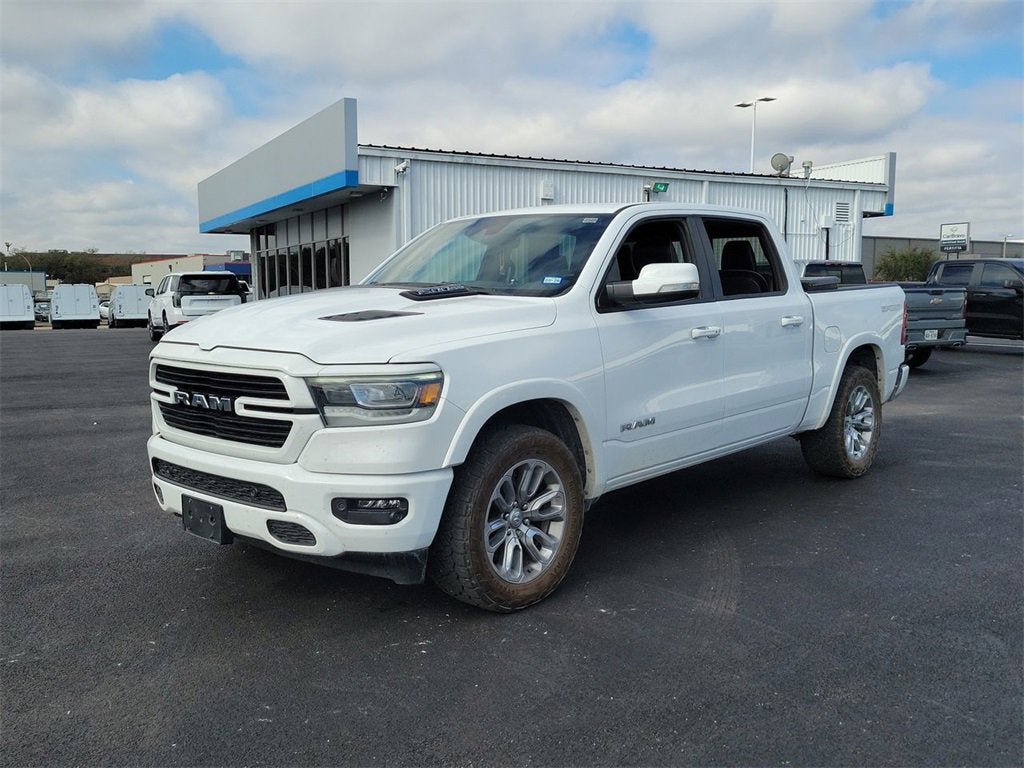 2022 RAM 1500 Laramie Crew Cab 4x4 5'7" Box