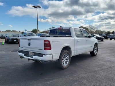 2022 RAM 1500 Laramie Crew Cab 4x4 5'7" Box