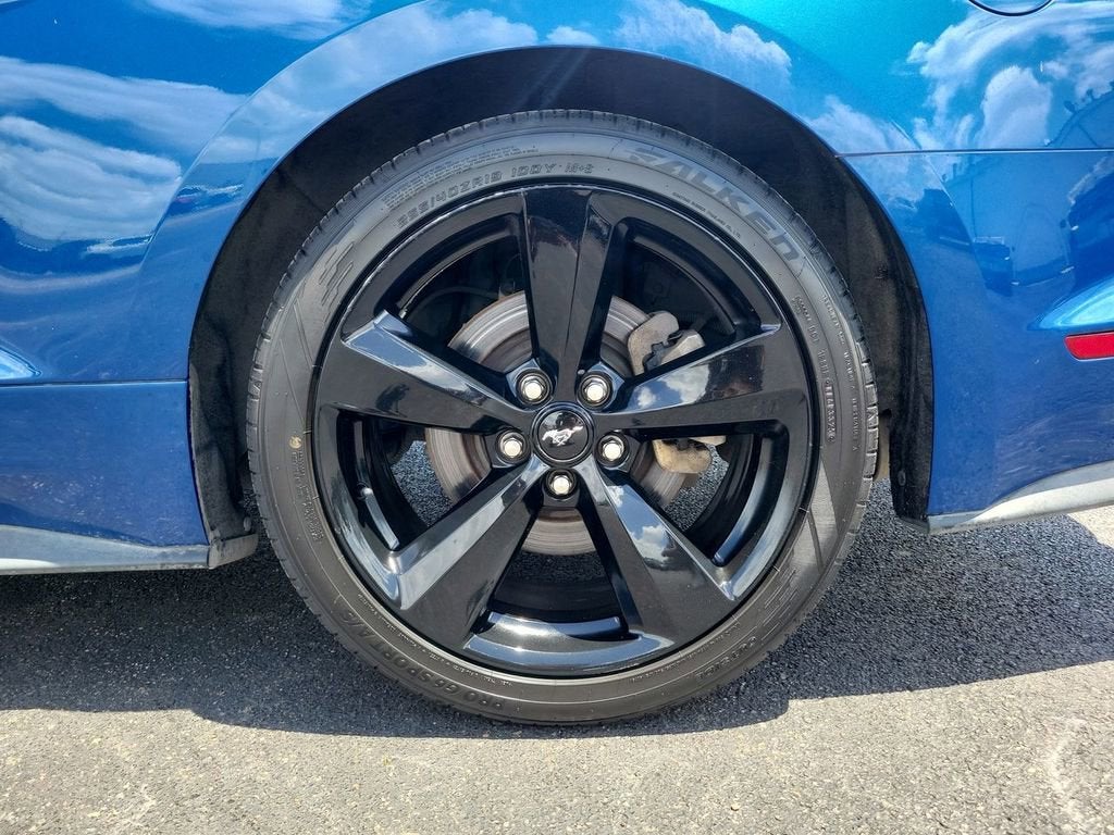 2022 Ford Mustang EcoBoost Premium Fastback
