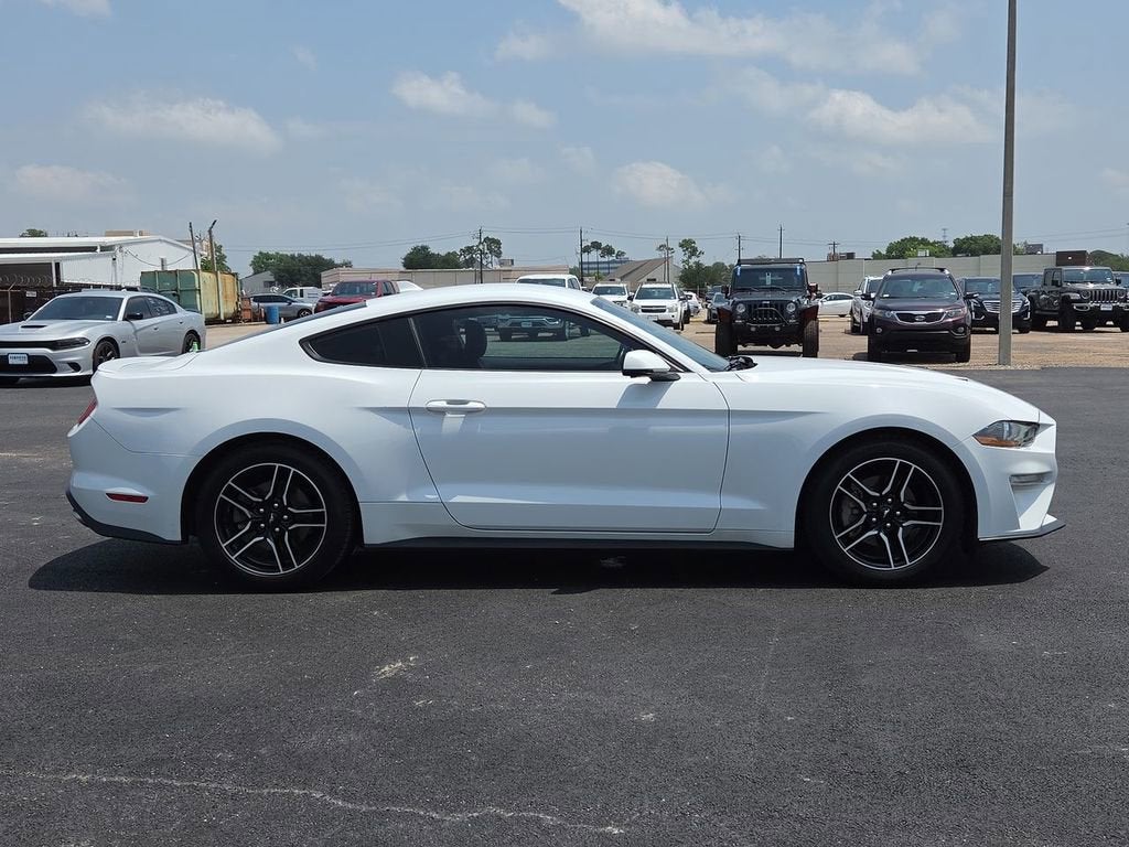 2022 Ford Mustang EcoBoost Premium Fastback