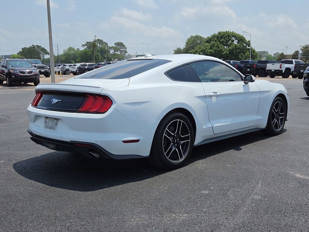 2022 Ford Mustang EcoBoost Premium Fastback