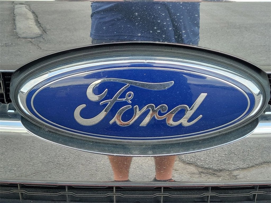 2015 Ford Super Duty F-350 DRW Lariat