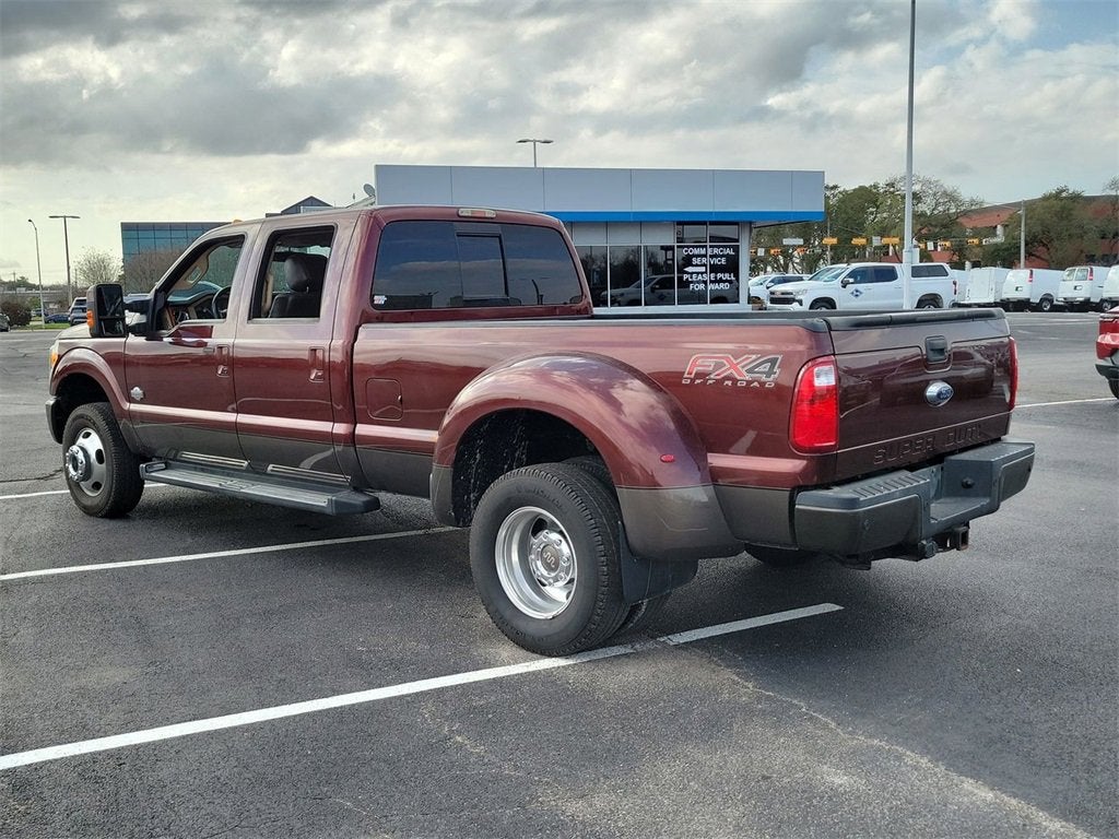 2015 Ford Super Duty F-350 DRW Lariat