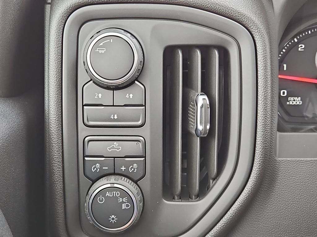 2025 Chevrolet Silverado 3500 HD Chassis Cab Work Truck