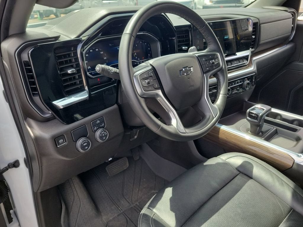 2024 Chevrolet Silverado 1500 RST