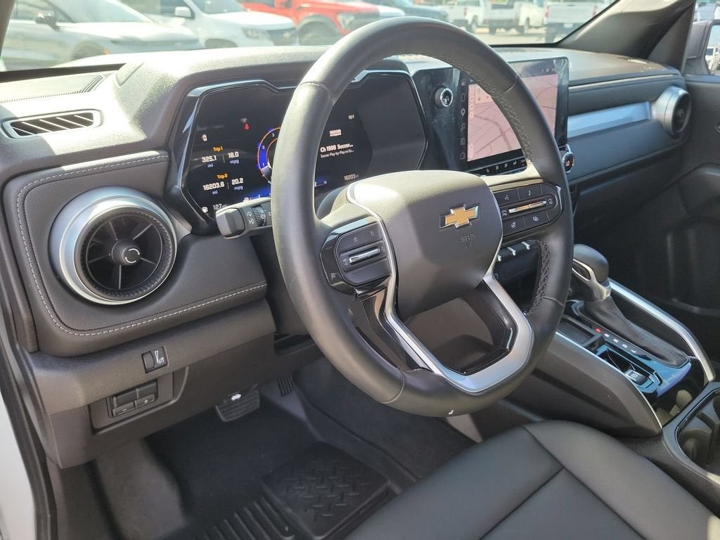 2025 Chevrolet Colorado WT/LT