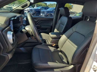 2025 Chevrolet Colorado WT/LT
