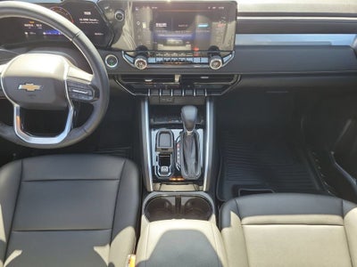 2025 Chevrolet Colorado WT/LT