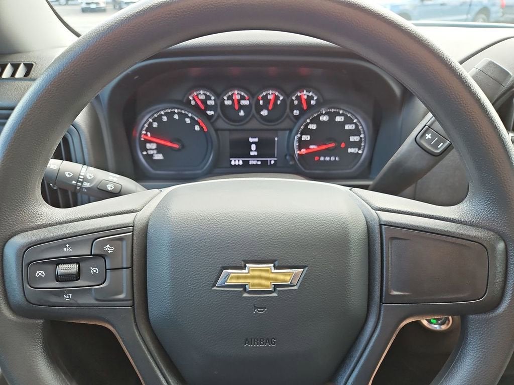 2025 Chevrolet Silverado 1500 Custom