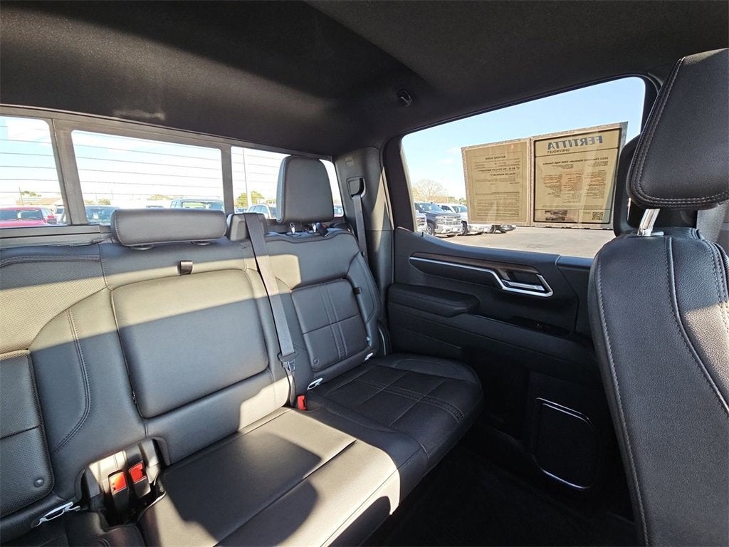 2022 Chevrolet Silverado 1500 High Country