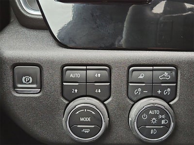 2025 Chevrolet Black Widow Silverado 1500 RST