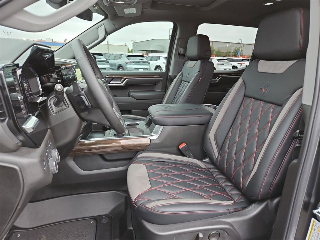 2025 Chevrolet Black Widow Silverado 1500 RST