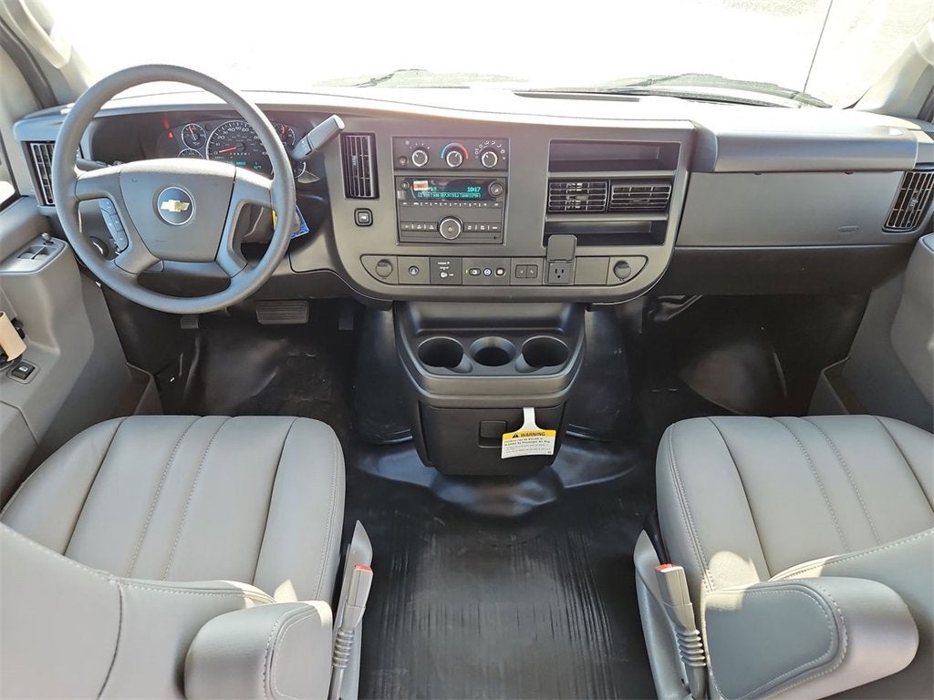 2025 Chevrolet Express Cargo 2500 WT