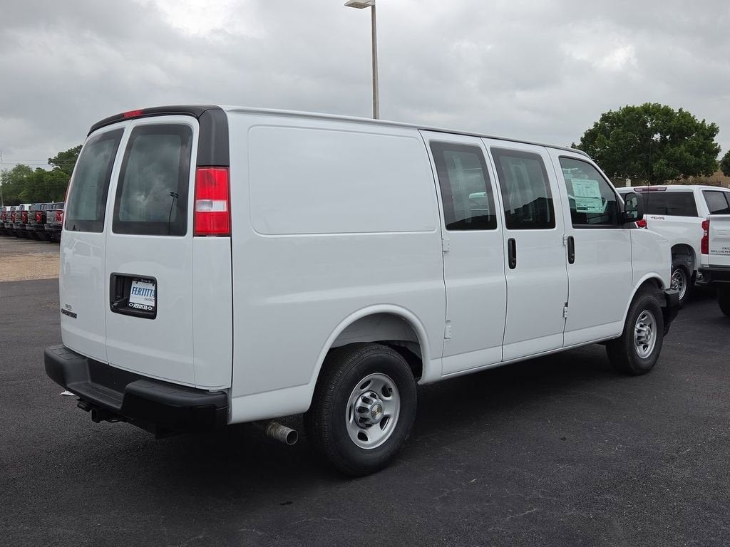 2026 Chevrolet Express Cargo WT
