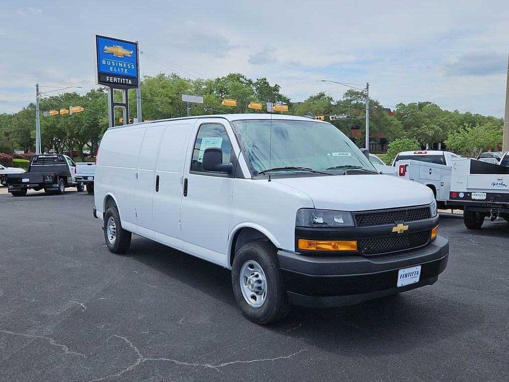2026 Chevrolet Express Cargo WT