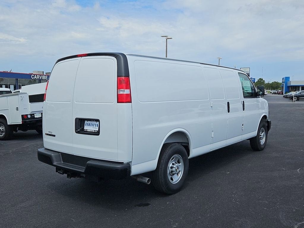 2026 Chevrolet Express Cargo WT