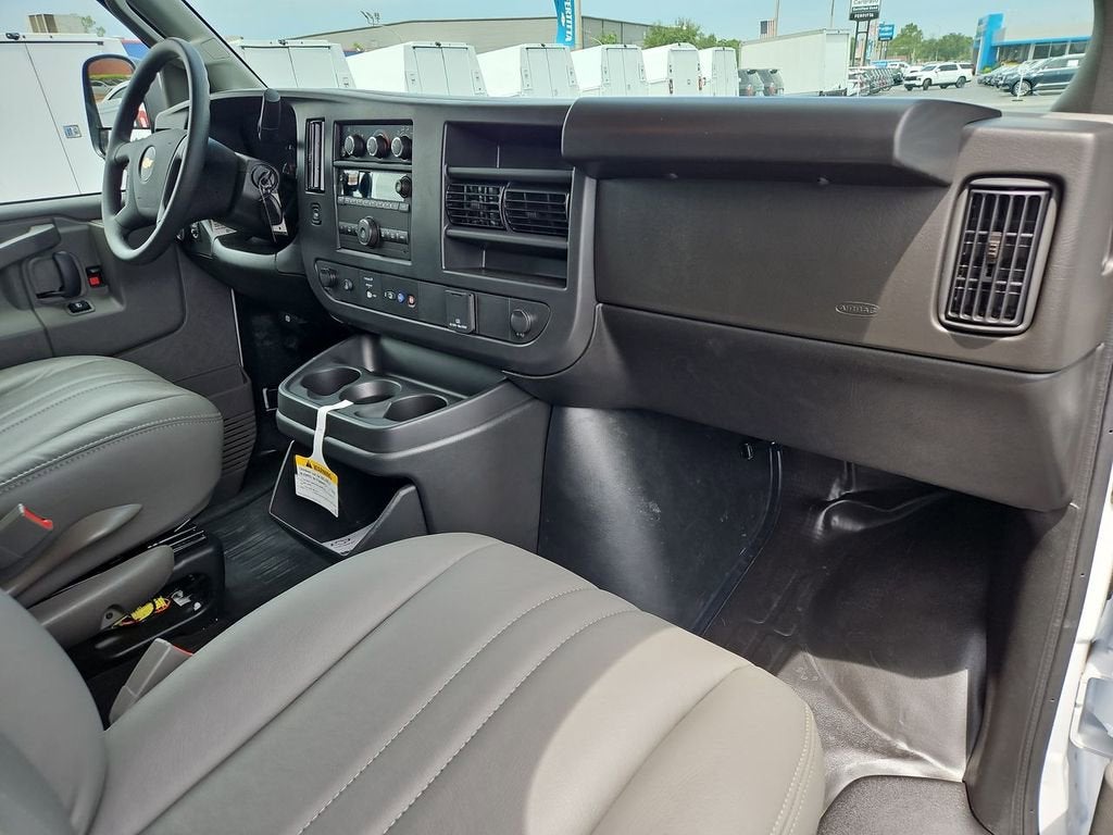 2026 Chevrolet Express Cargo WT