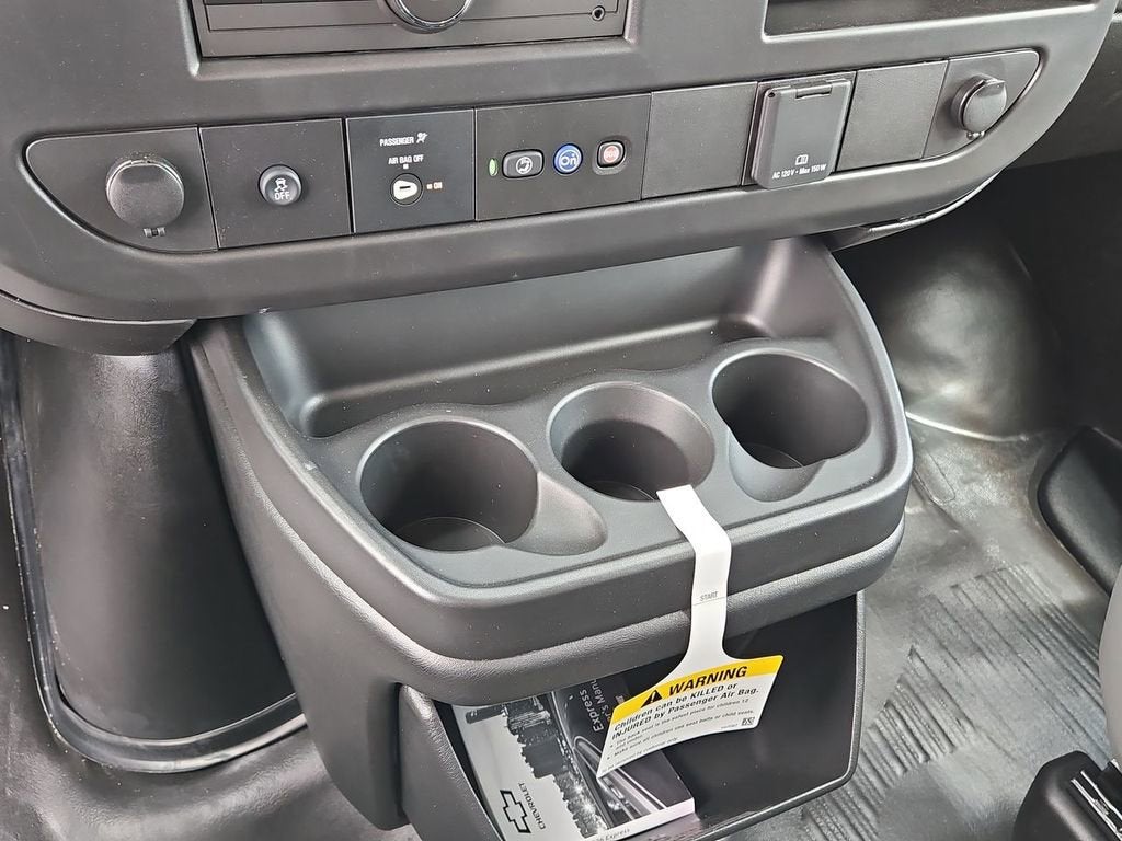 2026 Chevrolet Express Cargo WT