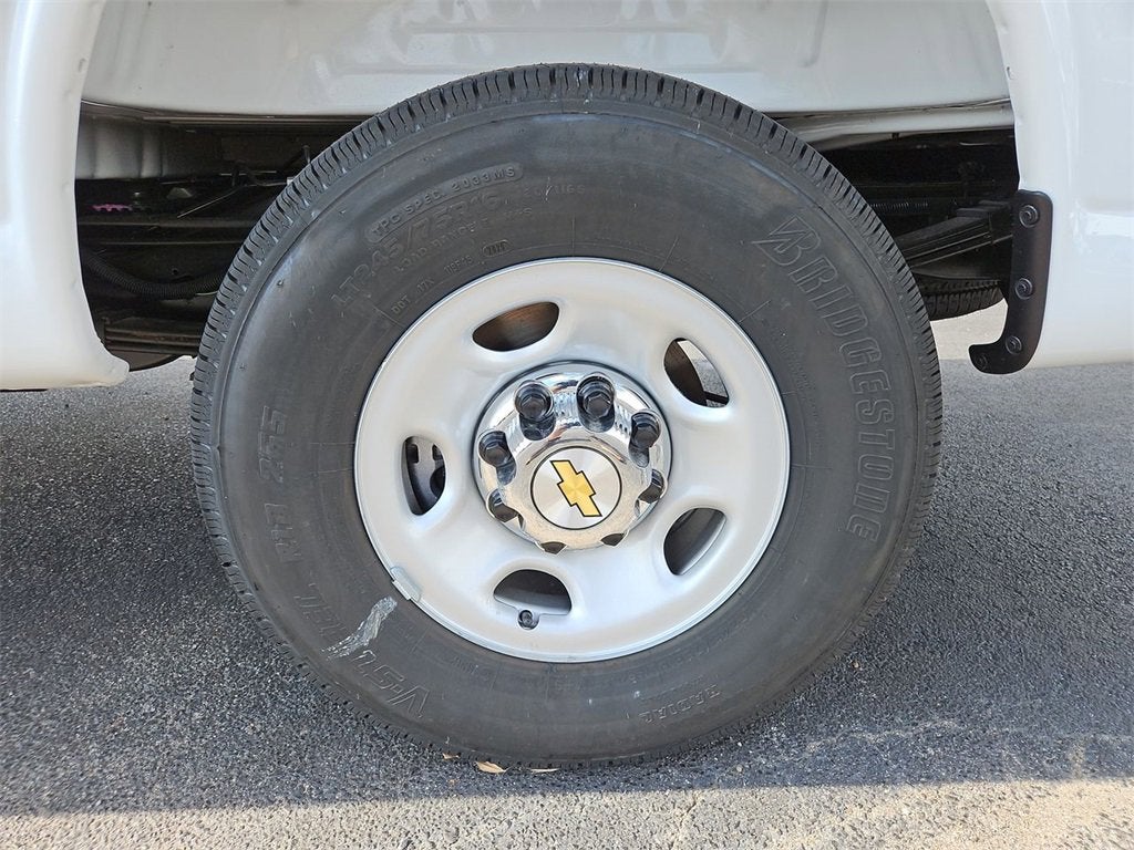 2025 Chevrolet Express Cargo 2500 WT