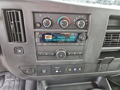 2025 Chevrolet Express Cargo 3500 WT