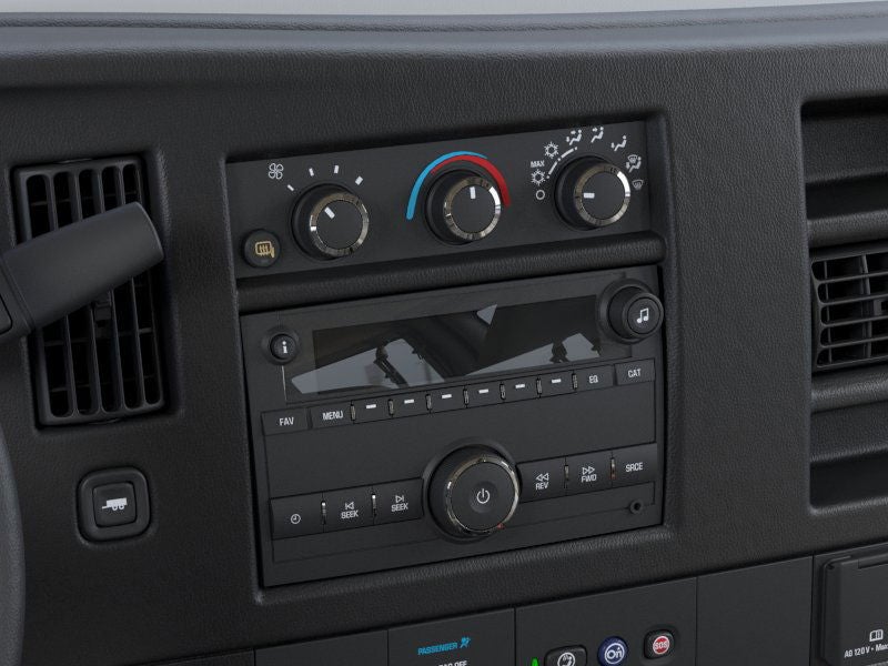 2025 Chevrolet Express Cargo 3500 WT