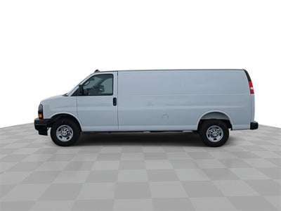 2025 Chevrolet Express Cargo 3500 WT