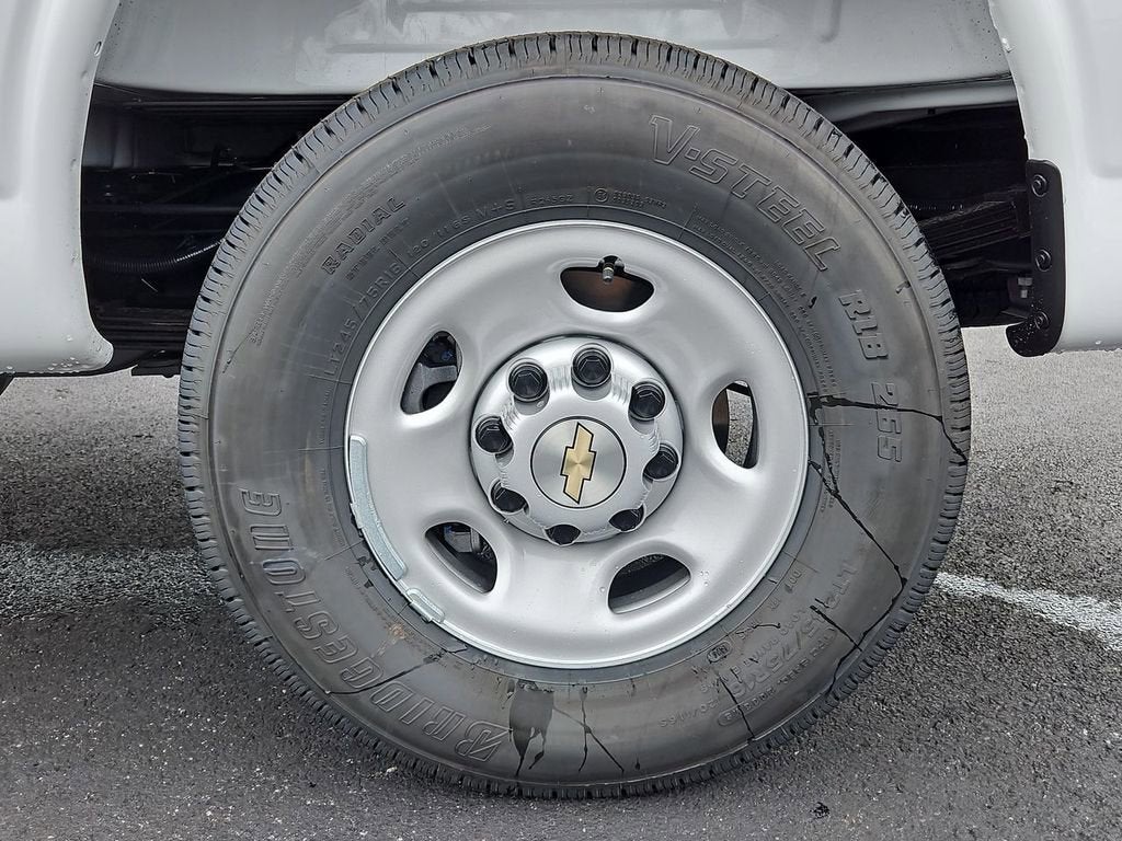 2026 Chevrolet Express Cargo WT