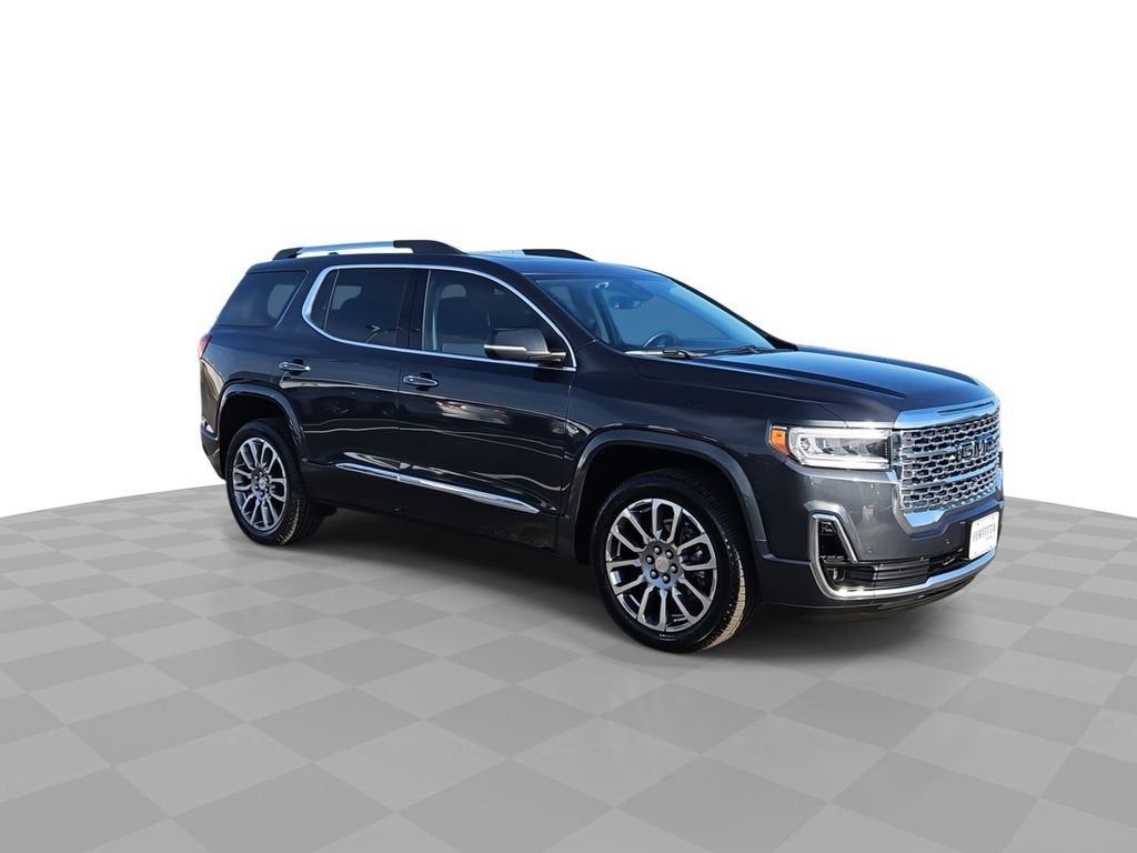 2022 GMC Acadia Denali