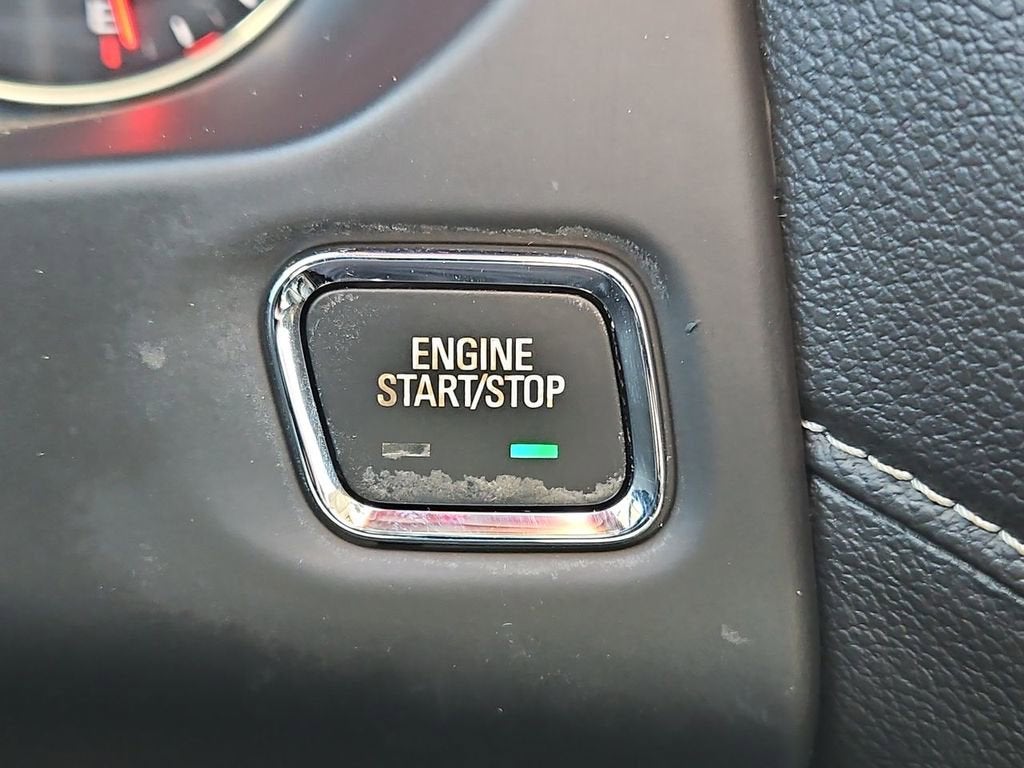 2022 GMC Acadia Denali