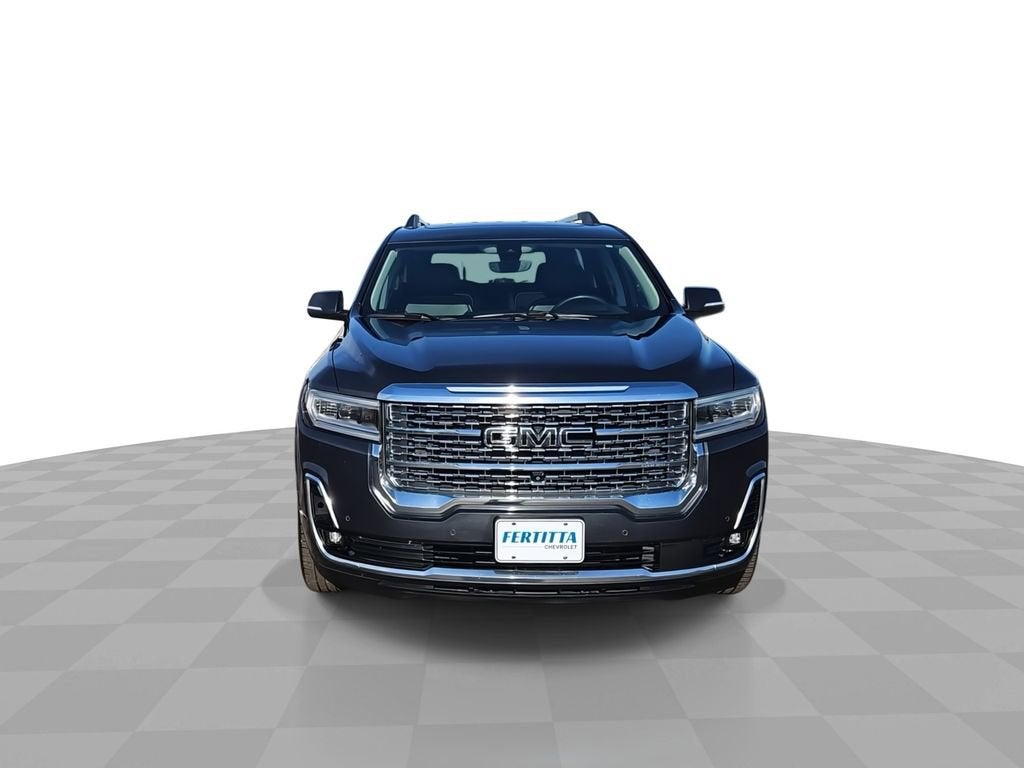 2022 GMC Acadia Denali