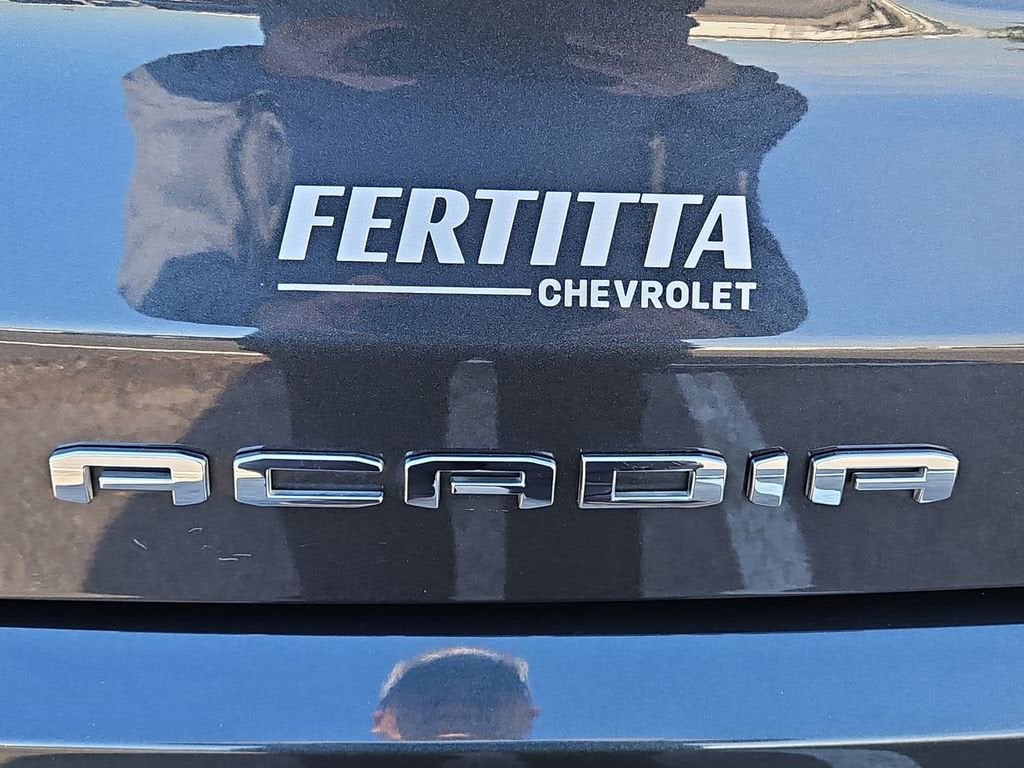 2022 GMC Acadia Denali