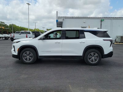 2024 Chevrolet Traverse LS