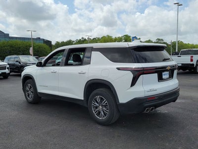 2024 Chevrolet Traverse LS