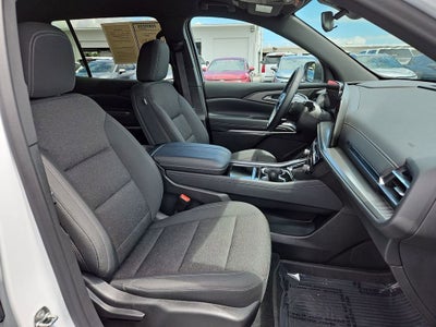 2024 Chevrolet Traverse LS