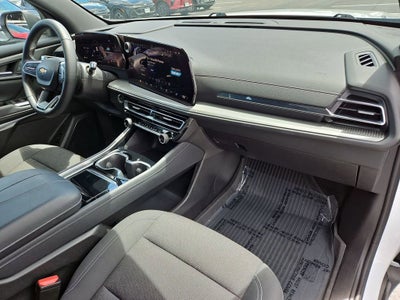 2024 Chevrolet Traverse LS