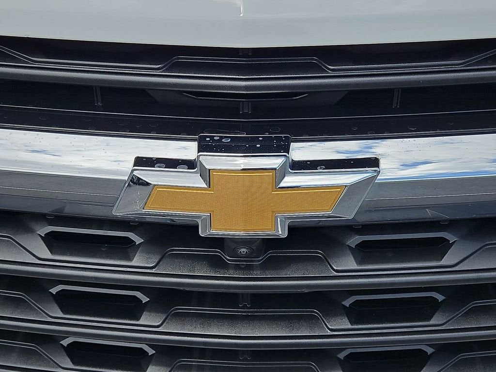 2024 Chevrolet Traverse LS