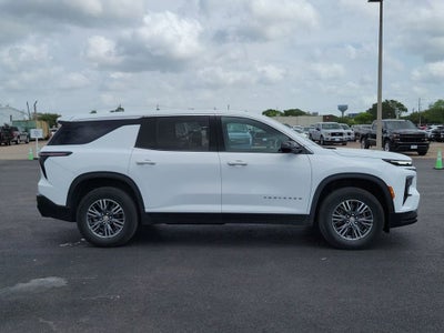 2024 Chevrolet Traverse LS