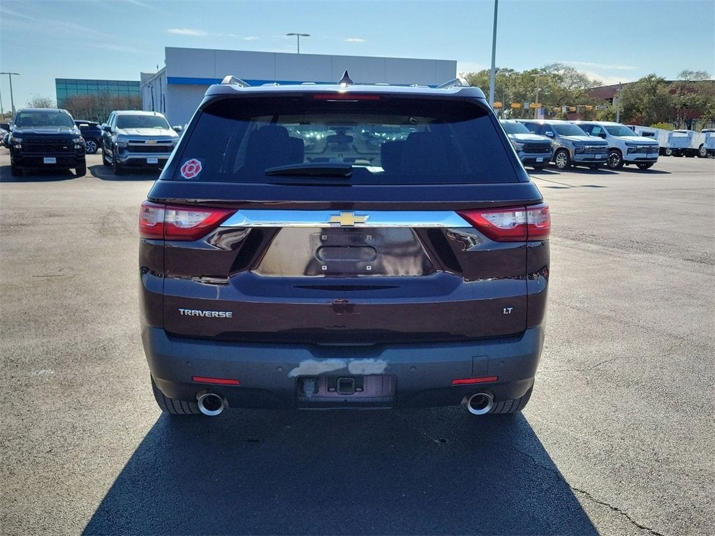 2018 Chevrolet Traverse LT Cloth