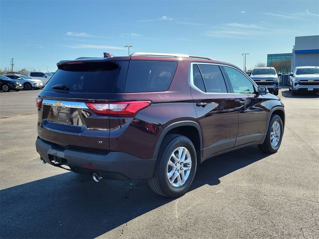 2018 Chevrolet Traverse LT Cloth