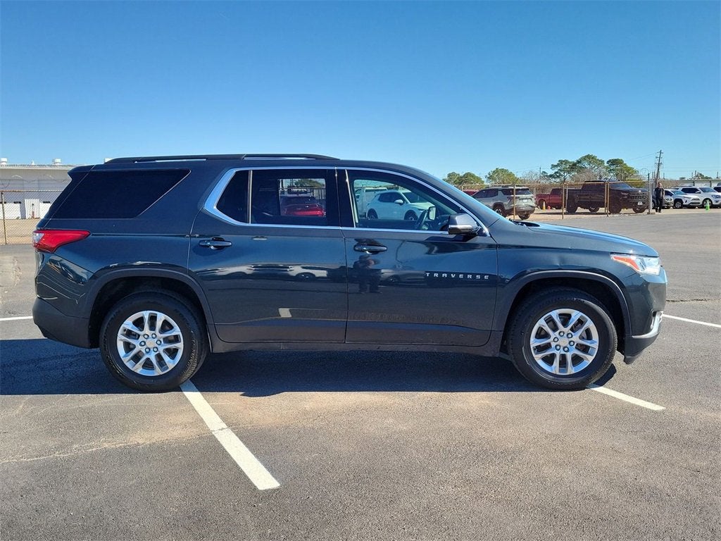 2019 Chevrolet Traverse LT Cloth