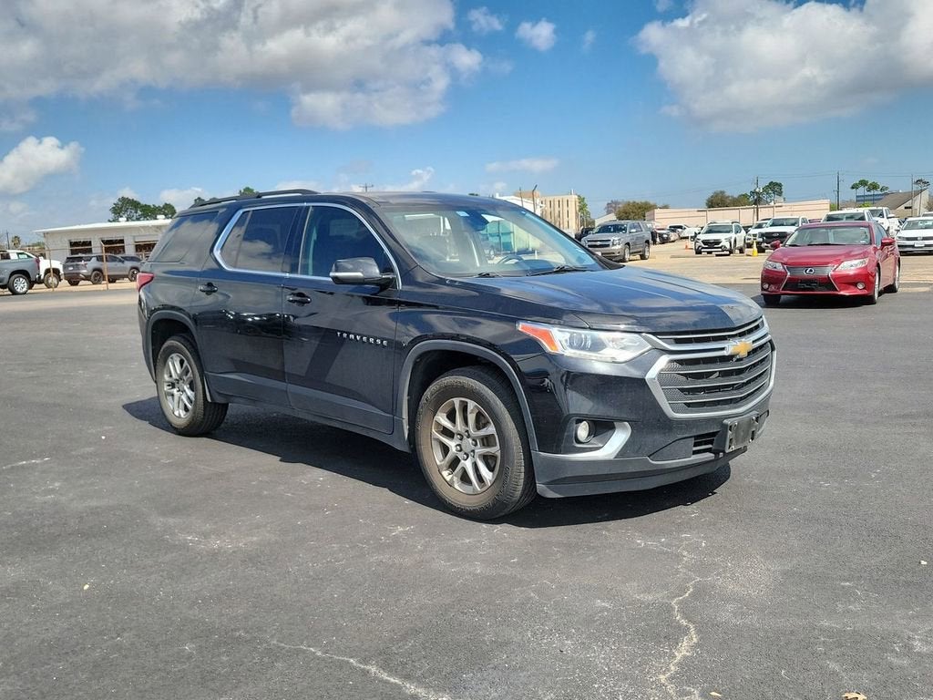 2020 Chevrolet Traverse LT Cloth