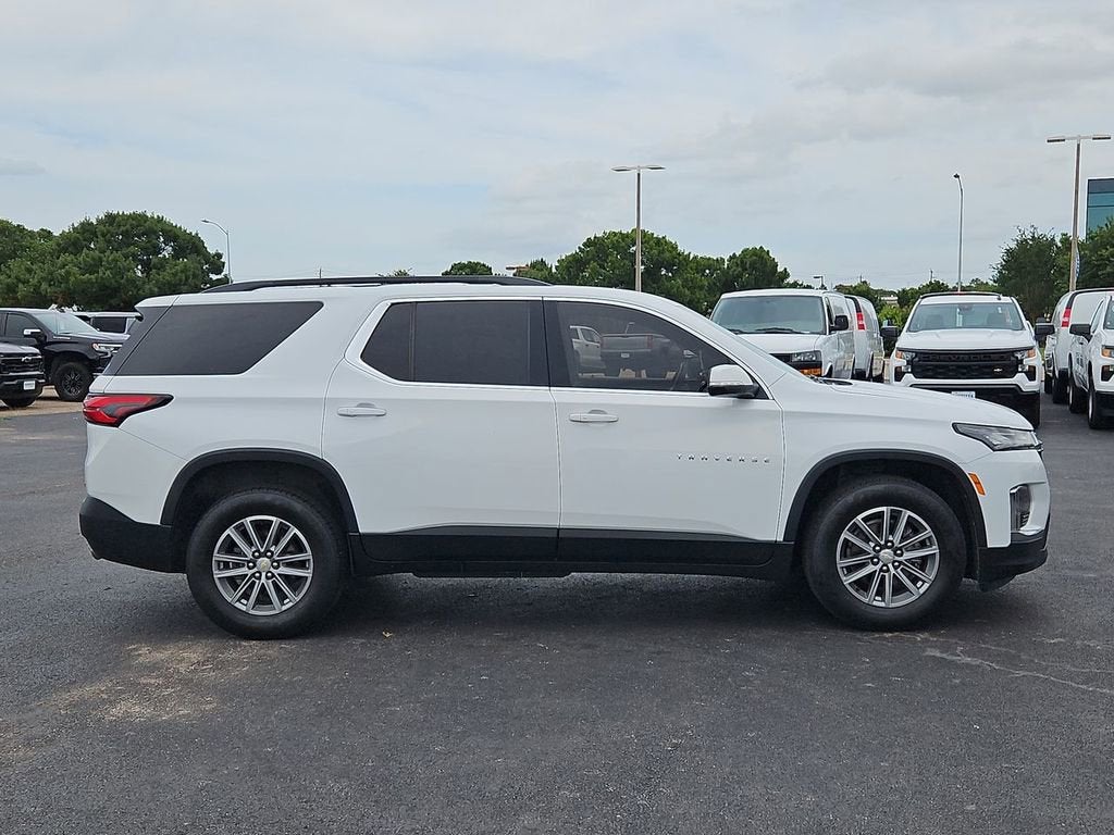 2022 Chevrolet Traverse LT Leather