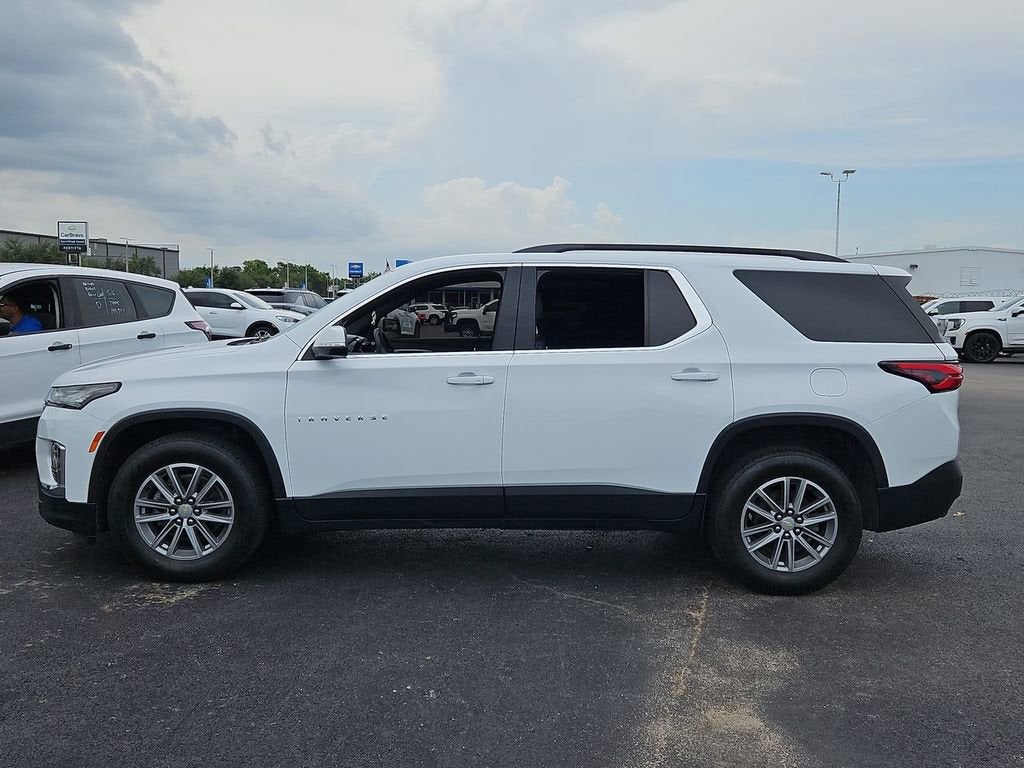 2022 Chevrolet Traverse LT Leather
