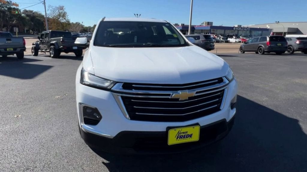 2022 Chevrolet Traverse LT Leather