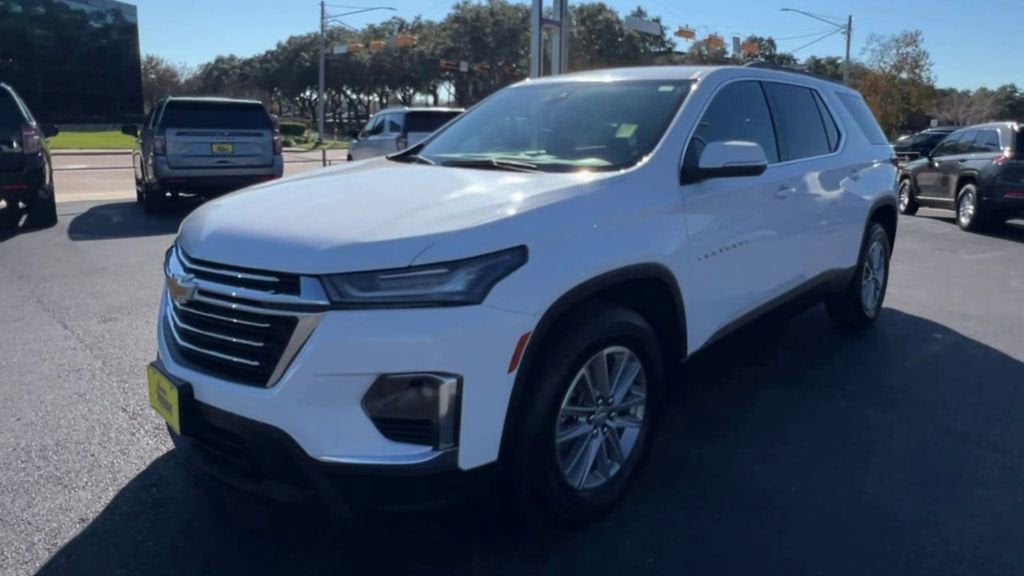 2022 Chevrolet Traverse LT Leather